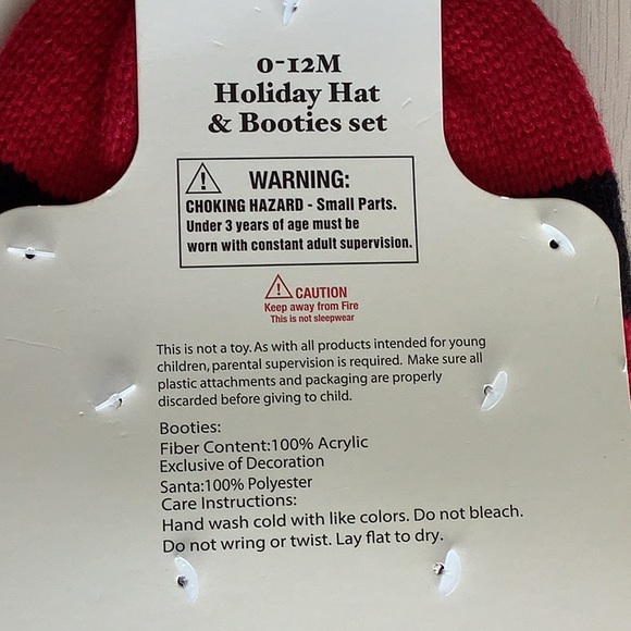 NWT Little Me Holiday hat and booties set - Picture 3 of 5